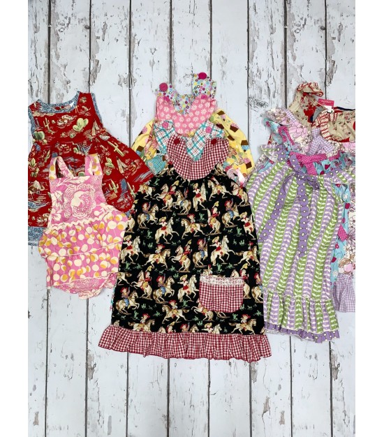 Women's & Girls Mixed Clothing. 30000 Pieces. EXW Los Angeles